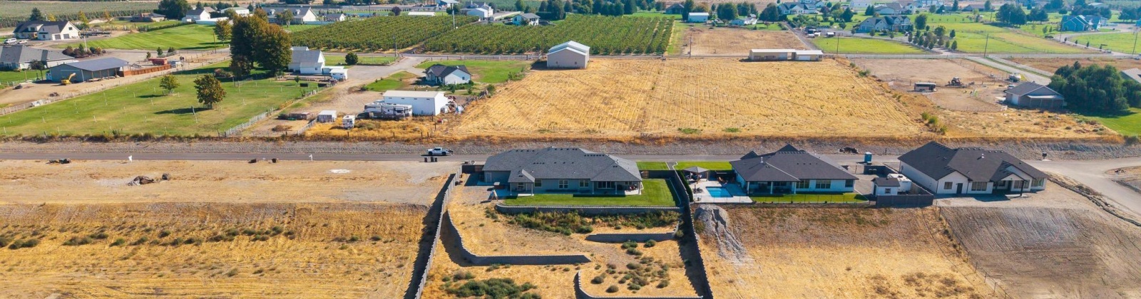 Columbia Bluff Lane, Pasco, Washington 99301, 5 Bedrooms Bedrooms, 0 ,3 BathroomsBathrooms,Houses,For Sale,Columbia Bluff Lane,0,287848