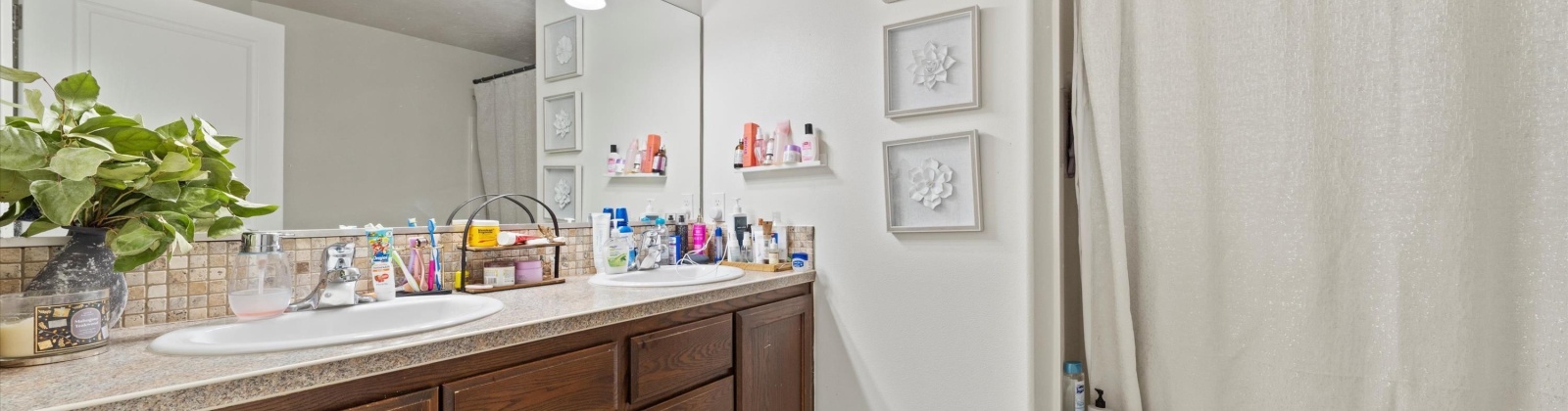 Cashmere Ln, Pasco, Washington 99301, 3 Bedrooms Bedrooms, 0 ,3 BathroomsBathrooms,Houses,For Sale,Cashmere Ln,0,287857