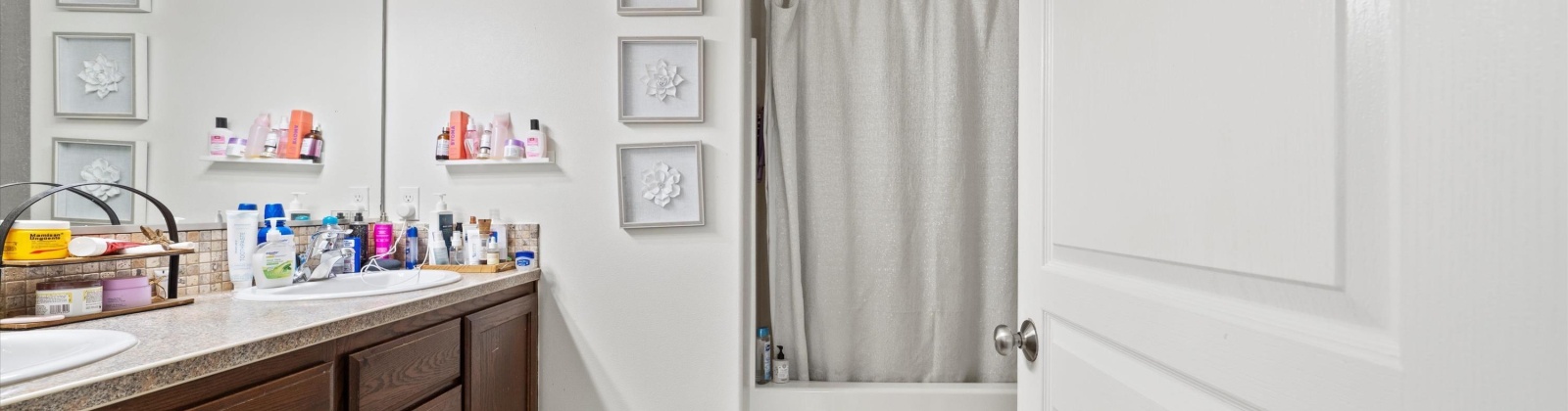 Cashmere Ln, Pasco, Washington 99301, 3 Bedrooms Bedrooms, 0 ,3 BathroomsBathrooms,Houses,For Sale,Cashmere Ln,0,287857