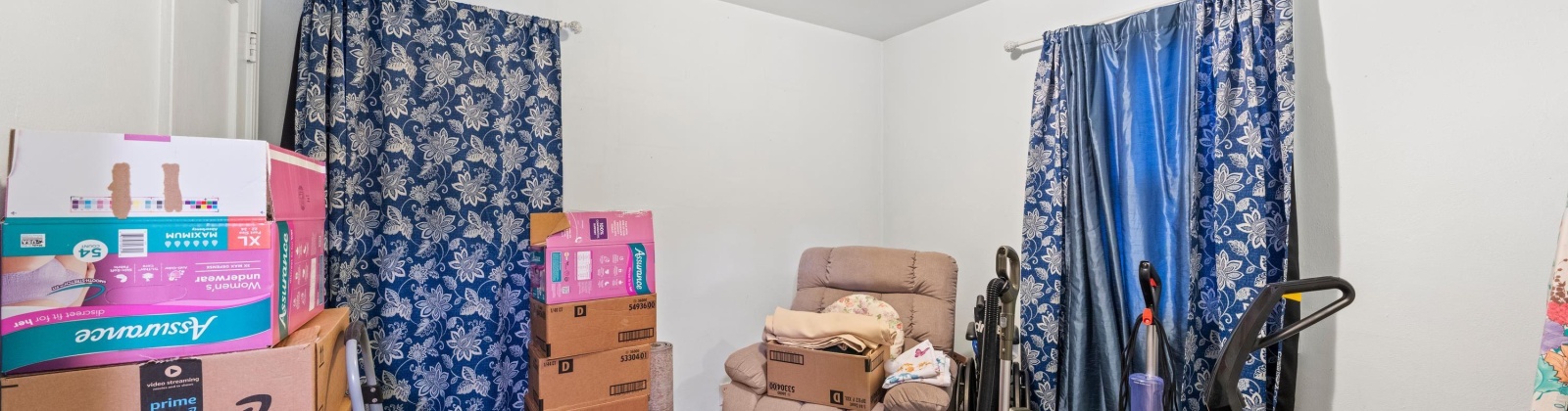 13th St, Sunnyside, Washington 98944, 4 Bedrooms Bedrooms, 0 ,1 BathroomBathrooms,Houses,For Sale,13th St,0,287885