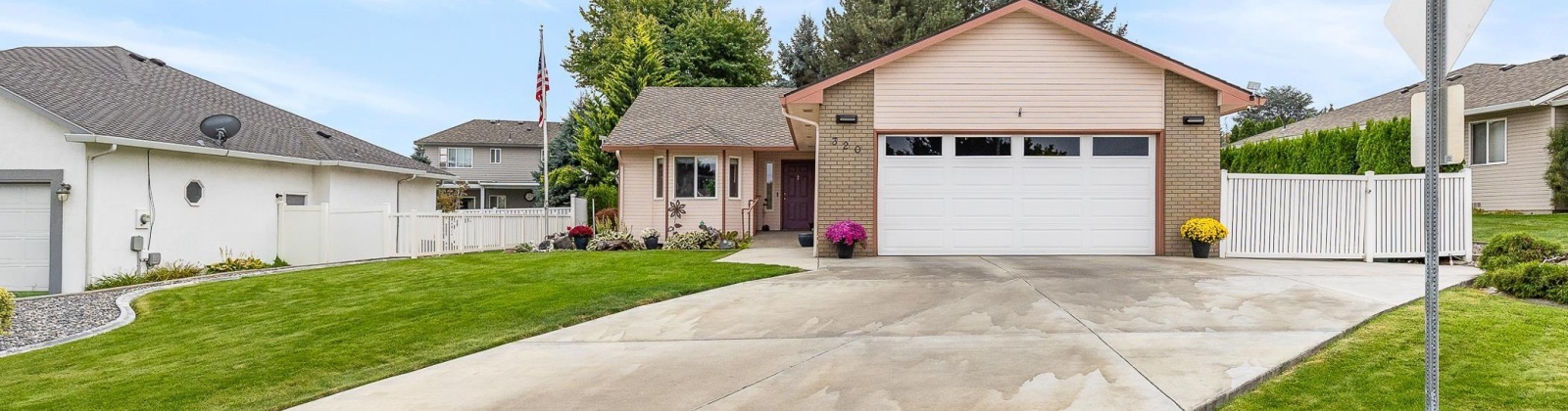 Canyon Lakes Dr, Kennewick, Washington 99337, 3 Bedrooms Bedrooms, 0 ,2 BathroomsBathrooms,Houses,For Sale,Canyon Lakes Dr,0,287876