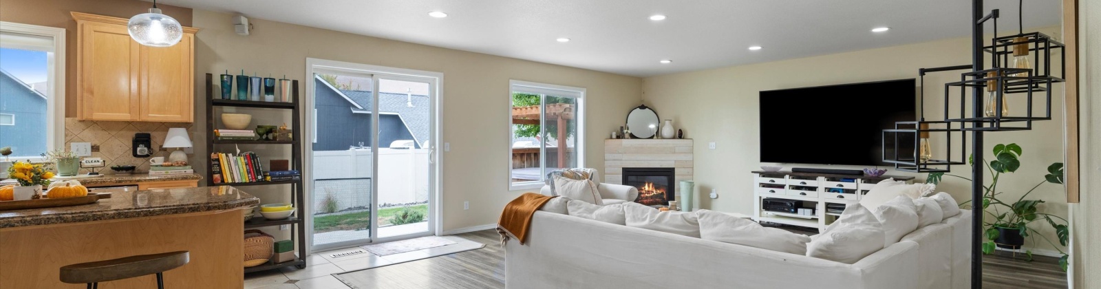 Monica St., West Richland, Washington 99353, 4 Bedrooms Bedrooms, 0 ,3 BathroomsBathrooms,Houses,For Sale,Monica St.,0,287867