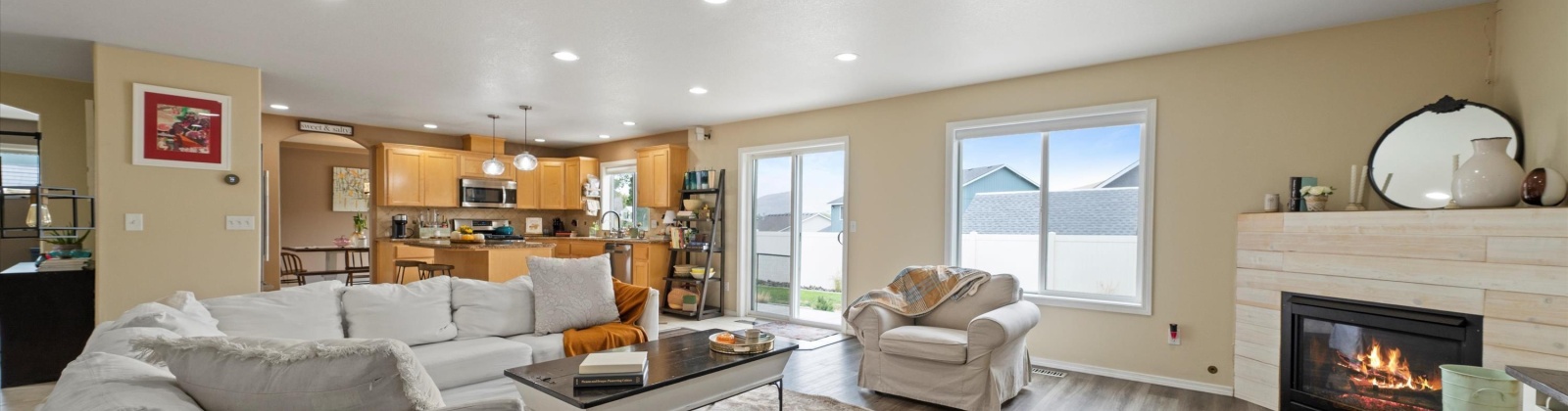 Monica St., West Richland, Washington 99353, 4 Bedrooms Bedrooms, 0 ,3 BathroomsBathrooms,Houses,For Sale,Monica St.,0,287867