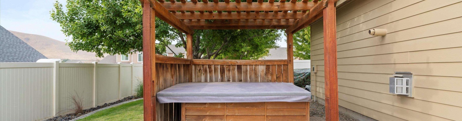 Monica St., West Richland, Washington 99353, 4 Bedrooms Bedrooms, 0 ,3 BathroomsBathrooms,Houses,For Sale,Monica St.,0,287867