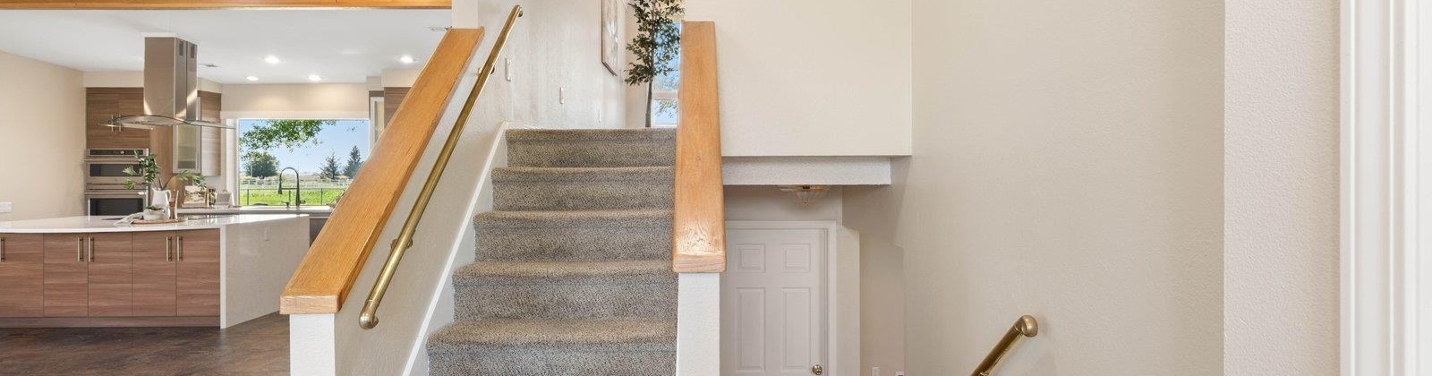 Columbia River Road, Pasco, Washington 99301, 4 Bedrooms Bedrooms, 0 ,3 BathroomsBathrooms,Houses,For Sale,Columbia River Road,0,287873