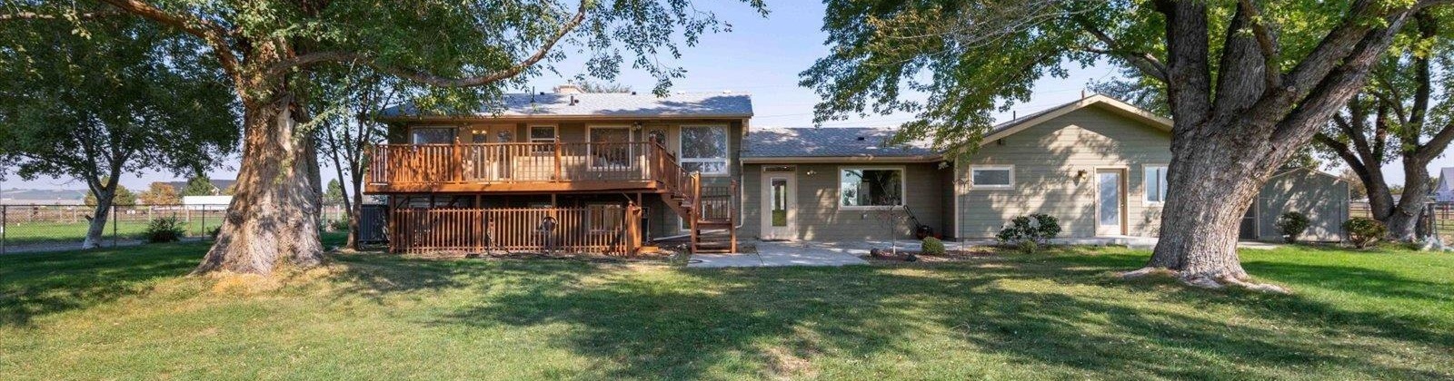 Columbia River Road, Pasco, Washington 99301, 4 Bedrooms Bedrooms, 0 ,3 BathroomsBathrooms,Houses,For Sale,Columbia River Road,0,287873