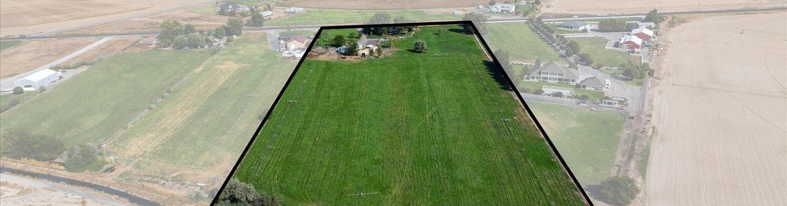 Columbia River Road, Pasco, Washington 99301, 4 Bedrooms Bedrooms, 0 ,3 BathroomsBathrooms,Houses,For Sale,Columbia River Road,0,287873