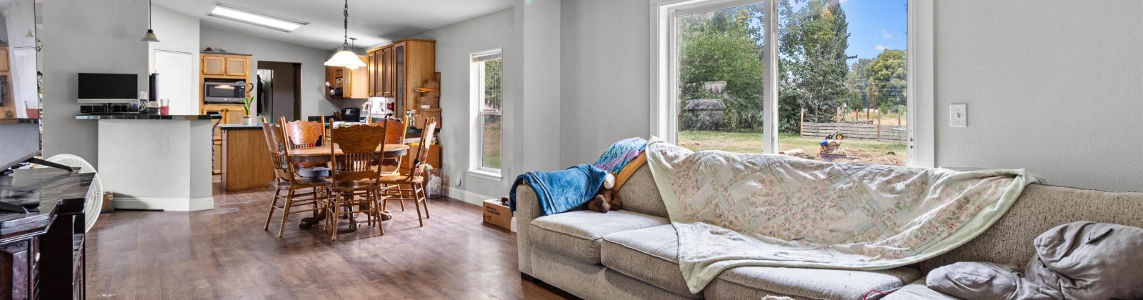 56th Pr NE, Benton City, Washington 99320, 4 Bedrooms Bedrooms, 0 ,2 BathroomsBathrooms,Manufactured Homes,For Sale,56th Pr NE,0,287872