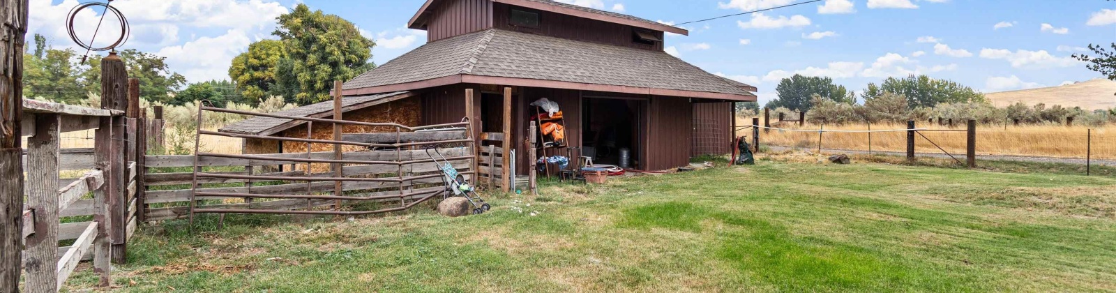 56th Pr NE, Benton City, Washington 99320, 4 Bedrooms Bedrooms, 0 ,2 BathroomsBathrooms,Manufactured Homes,For Sale,56th Pr NE,0,287872