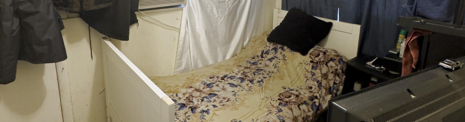 Grant Ave, Sunnyside, Washington 98944, 4 Bedrooms Bedrooms, 0 ,2 BathroomsBathrooms,Multi-family,For Sale,Grant Ave,0,287893