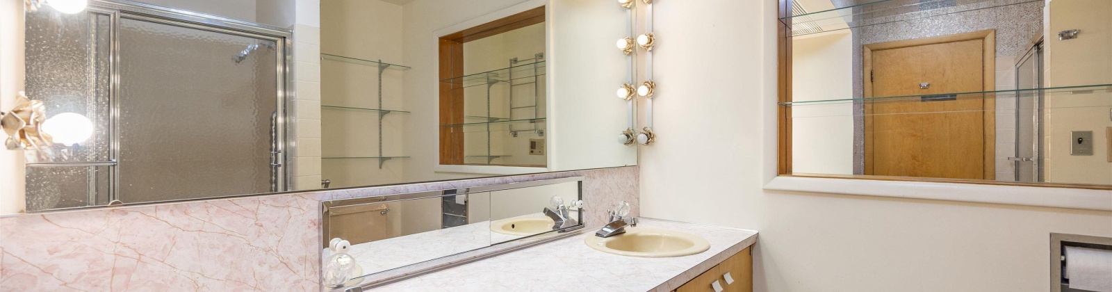 Cherry Ave, Sunnyside, Washington 98944, 3 Bedrooms Bedrooms, 0 ,3 BathroomsBathrooms,Houses,For Sale,Cherry Ave,0,287908