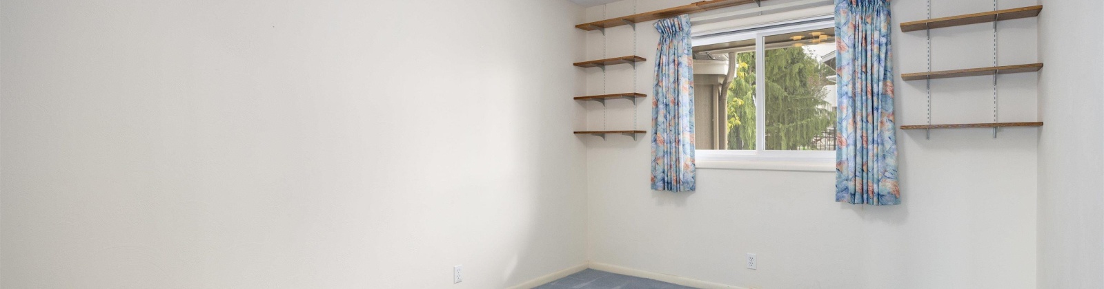 Cherry Ave, Sunnyside, Washington 98944, 3 Bedrooms Bedrooms, 0 ,3 BathroomsBathrooms,Houses,For Sale,Cherry Ave,0,287908