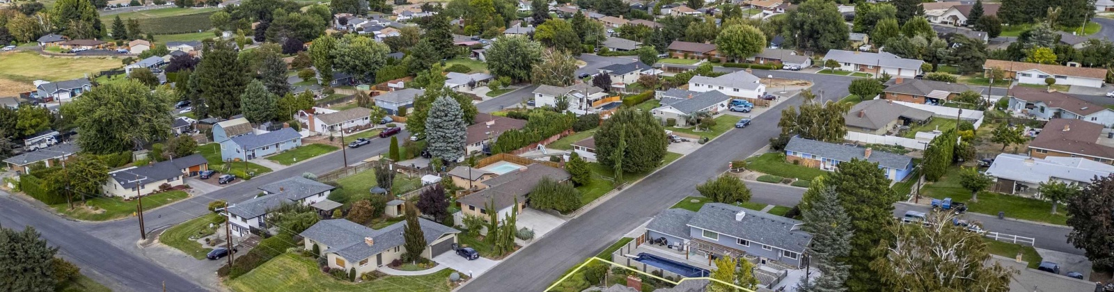 Cherry Ave, Sunnyside, Washington 98944, 3 Bedrooms Bedrooms, 0 ,3 BathroomsBathrooms,Houses,For Sale,Cherry Ave,0,287908