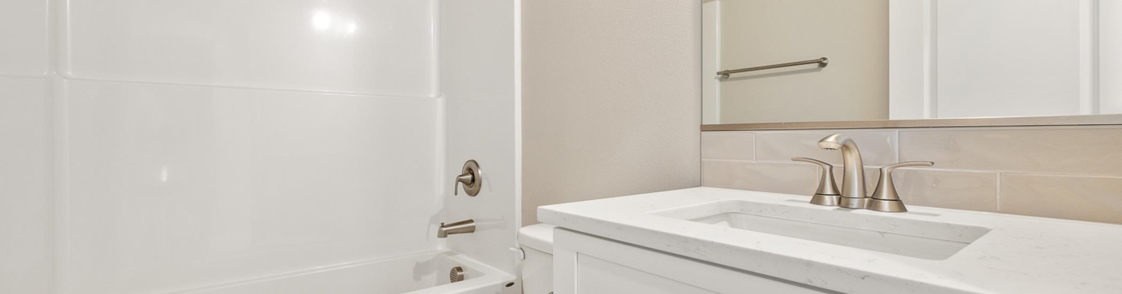 Quay St, Kennewick, Washington 99338, 3 Bedrooms Bedrooms, 0 ,2 BathroomsBathrooms,Houses,For Sale,Quay St,0,287921