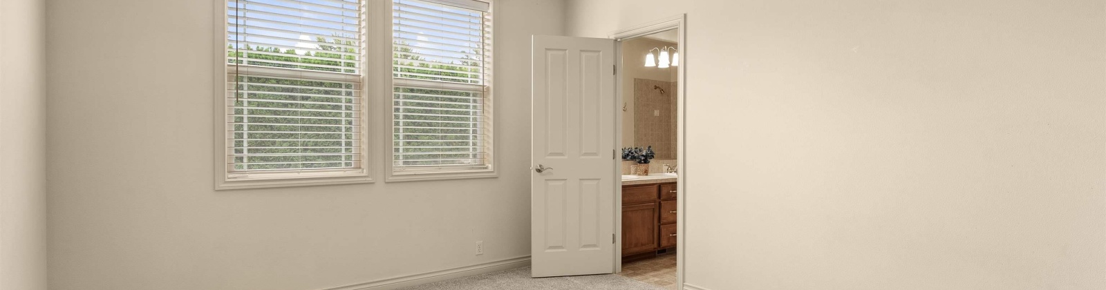 2nd Ave, Kennewick, Washington 99336, 4 Bedrooms Bedrooms, 0 ,3 BathroomsBathrooms,Houses,For Sale,2nd Ave,0,287945