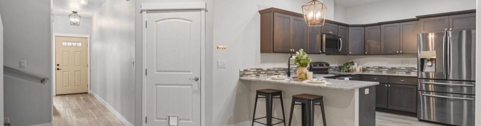 30th Pl, Kennewick, Washington 99337, 3 Bedrooms Bedrooms, 0 ,2 BathroomsBathrooms,Condos/townhomes,For Sale,30th Pl,0,287944