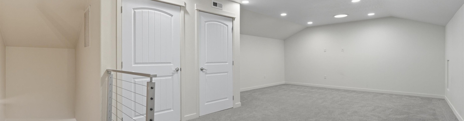 30th Pl, Kennewick, Washington 99337, 3 Bedrooms Bedrooms, 0 ,2 BathroomsBathrooms,Condos/townhomes,For Sale,30th Pl,0,287944