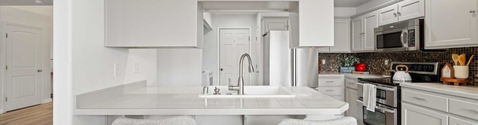 Aloha Drive, West Richland, Washington 99353, 4 Bedrooms Bedrooms, 0 ,3 BathroomsBathrooms,Houses,For Sale,Aloha Drive,0,287928