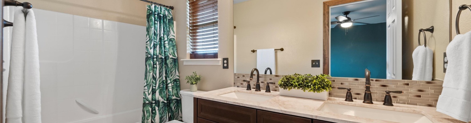 Aloha Drive, West Richland, Washington 99353, 4 Bedrooms Bedrooms, 0 ,3 BathroomsBathrooms,Houses,For Sale,Aloha Drive,0,287928