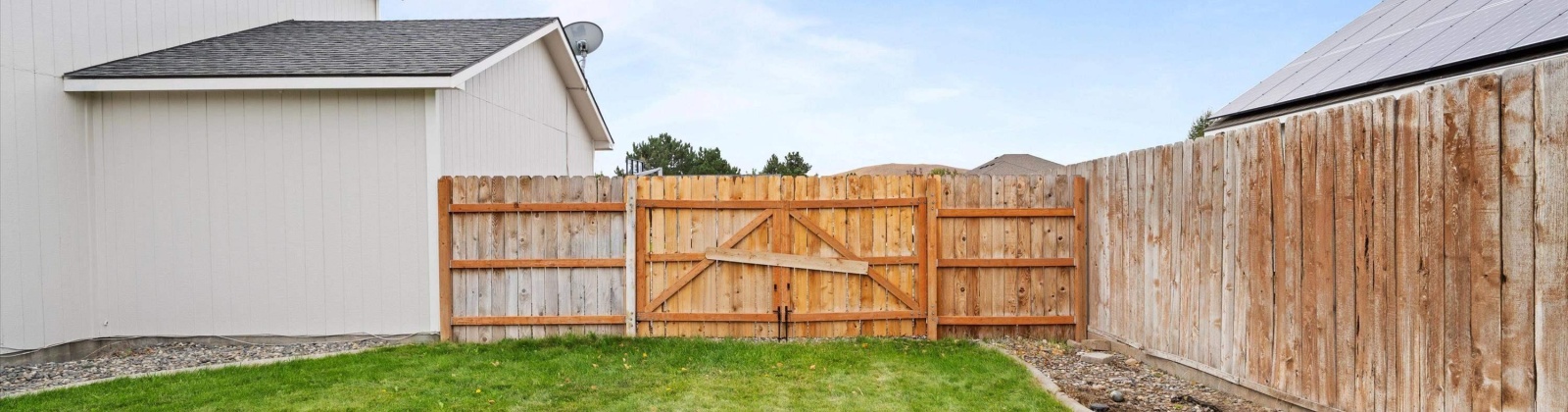 Aloha Drive, West Richland, Washington 99353, 4 Bedrooms Bedrooms, 0 ,3 BathroomsBathrooms,Houses,For Sale,Aloha Drive,0,287928