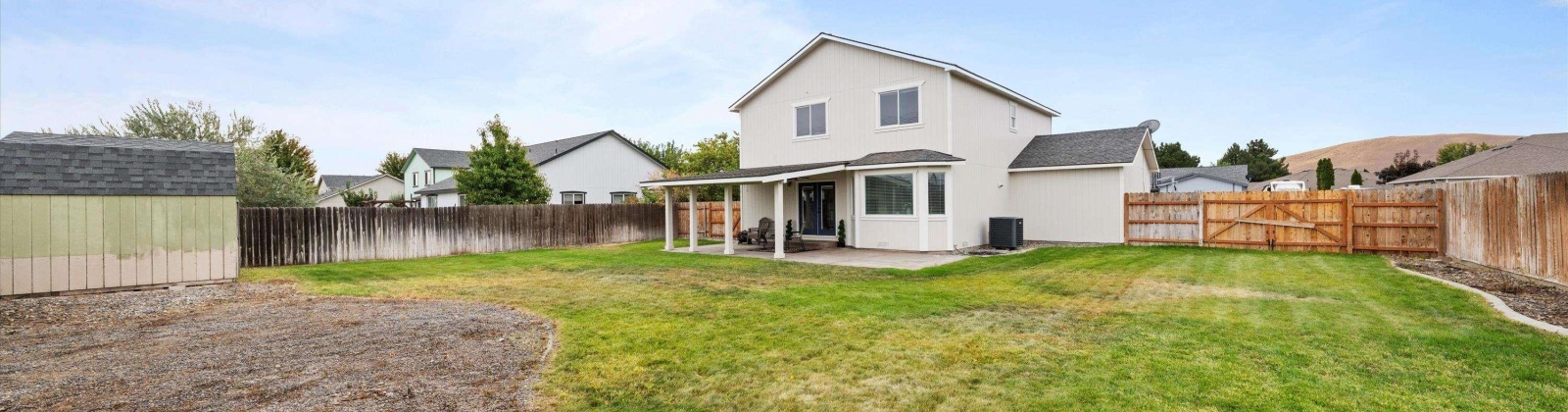 Aloha Drive, West Richland, Washington 99353, 4 Bedrooms Bedrooms, 0 ,3 BathroomsBathrooms,Houses,For Sale,Aloha Drive,0,287928