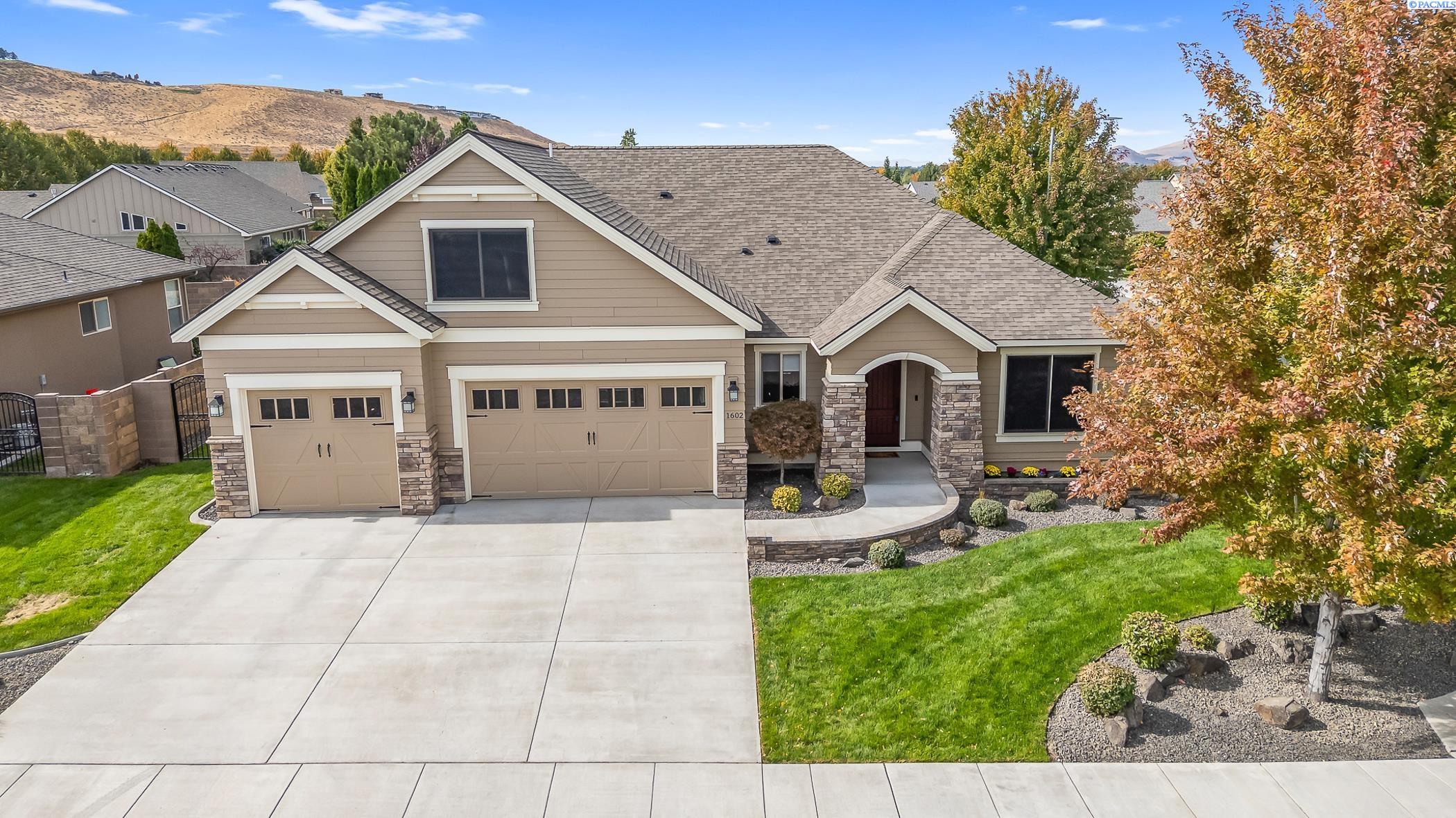 Fillmore St, Kennewick, Washington 99338, 3 Bedrooms Bedrooms, 0 ,3 BathroomsBathrooms,Houses,For Sale,Fillmore St,0,287955