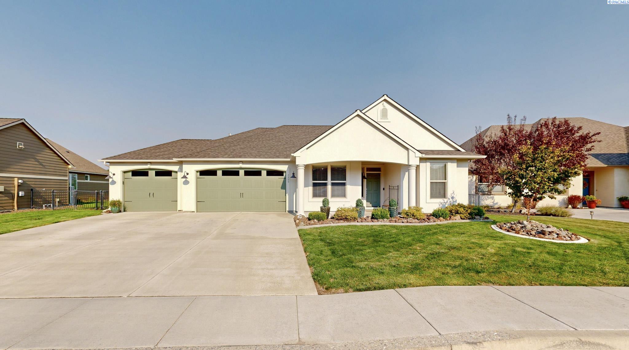 Crosswater Loop, Richland, Washington 99354, 3 Bedrooms Bedrooms, 0 ,2 BathroomsBathrooms,Houses,For Sale,Crosswater Loop,0,287964