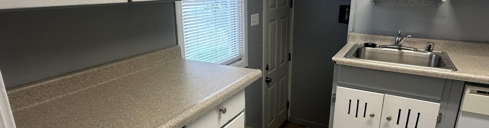 Marshall, Richland, Washington 99352, 3 Bedrooms Bedrooms, 0 ,1 BathroomBathrooms,Multi-family,For Sale,Marshall,0,287991