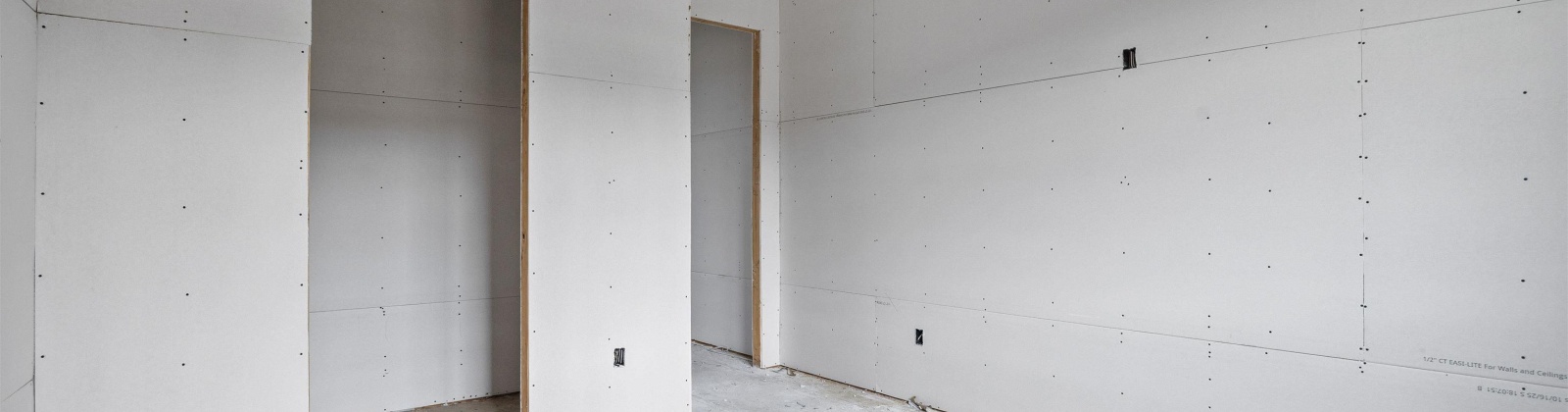 Riviera Drive, Pasco, Washington 99301, 4 Bedrooms Bedrooms, 0 ,3 BathroomsBathrooms,Houses,For Sale,Riviera Drive,0,287971