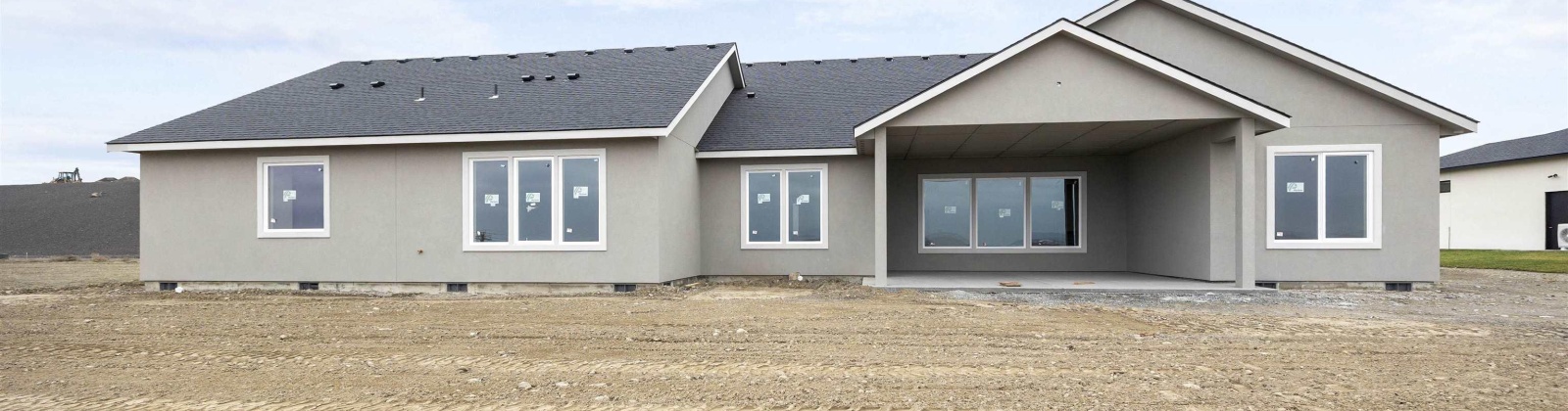 Riviera Drive, Pasco, Washington 99301, 4 Bedrooms Bedrooms, 0 ,3 BathroomsBathrooms,Houses,For Sale,Riviera Drive,0,287971