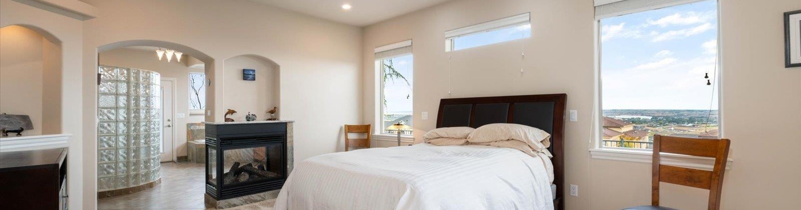 Tuscany Pl, Richland, Washington 99352, 3 Bedrooms Bedrooms, 0 ,4 BathroomsBathrooms,Houses,For Sale,Tuscany Pl,0,287976