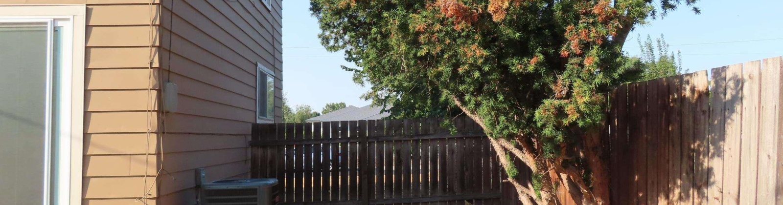 Comstock, Richland, Washington 99352, 3 Bedrooms Bedrooms, 0 ,1 BathroomBathrooms,Houses,For Sale,Comstock,0,287983