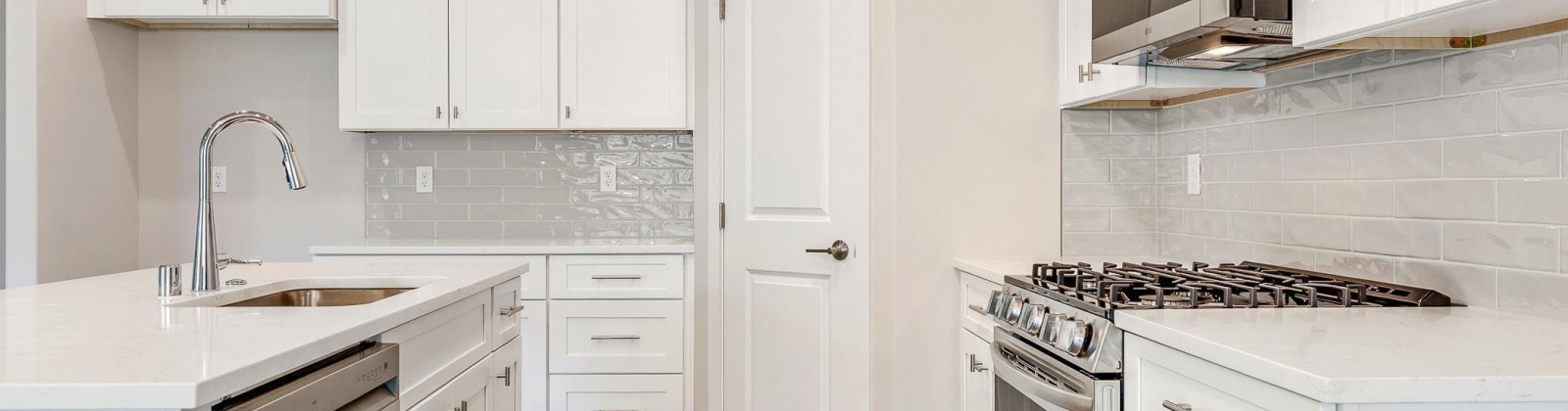 30th Pl, Kennewick, Washington 99338, 4 Bedrooms Bedrooms, 0 ,3 BathroomsBathrooms,Houses,For Sale,30th Pl,0,287986