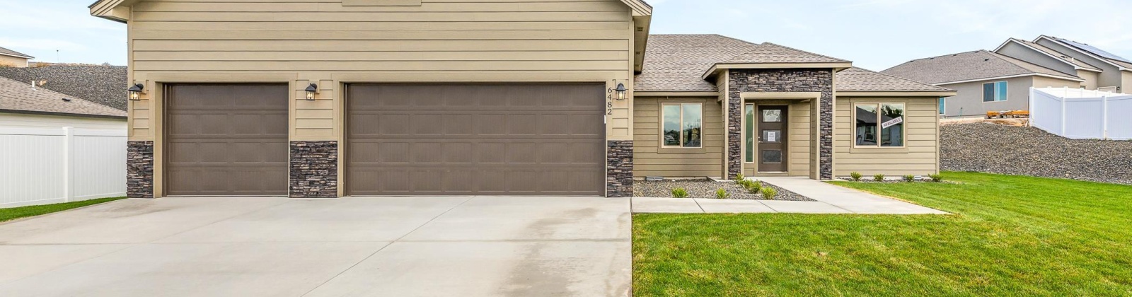 30th Pl, Kennewick, Washington 99338, 4 Bedrooms Bedrooms, 0 ,3 BathroomsBathrooms,Houses,For Sale,30th Pl,0,287986