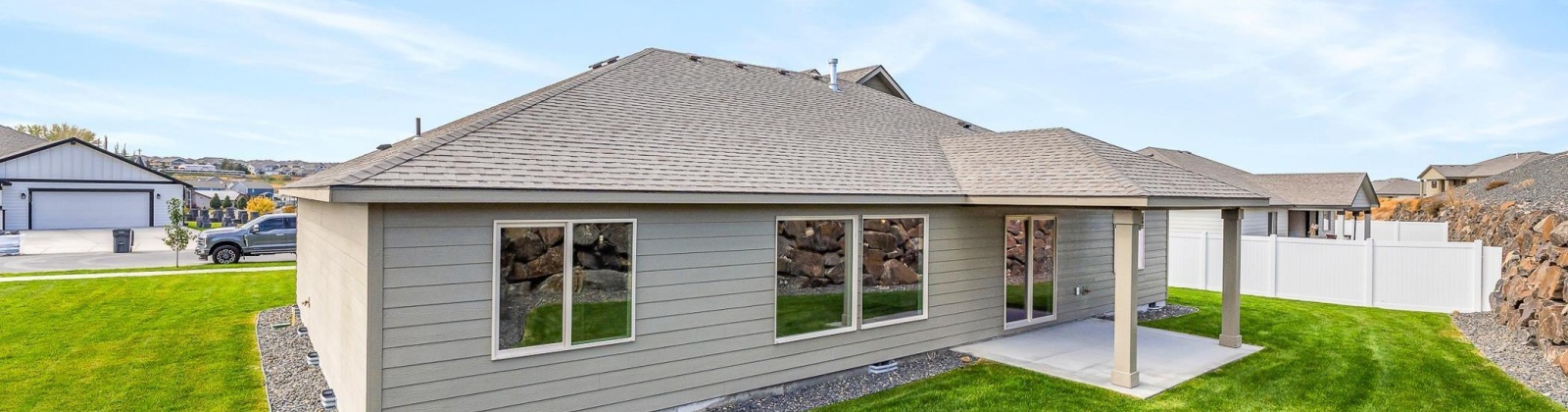 30th Pl, Kennewick, Washington 99338, 4 Bedrooms Bedrooms, 0 ,3 BathroomsBathrooms,Houses,For Sale,30th Pl,0,287986