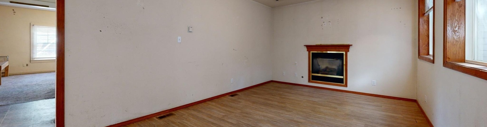 D St, Pullman, Washington 99163, 5 Bedrooms Bedrooms, 0 ,2 BathroomsBathrooms,Houses,For Sale,D St,0,287989