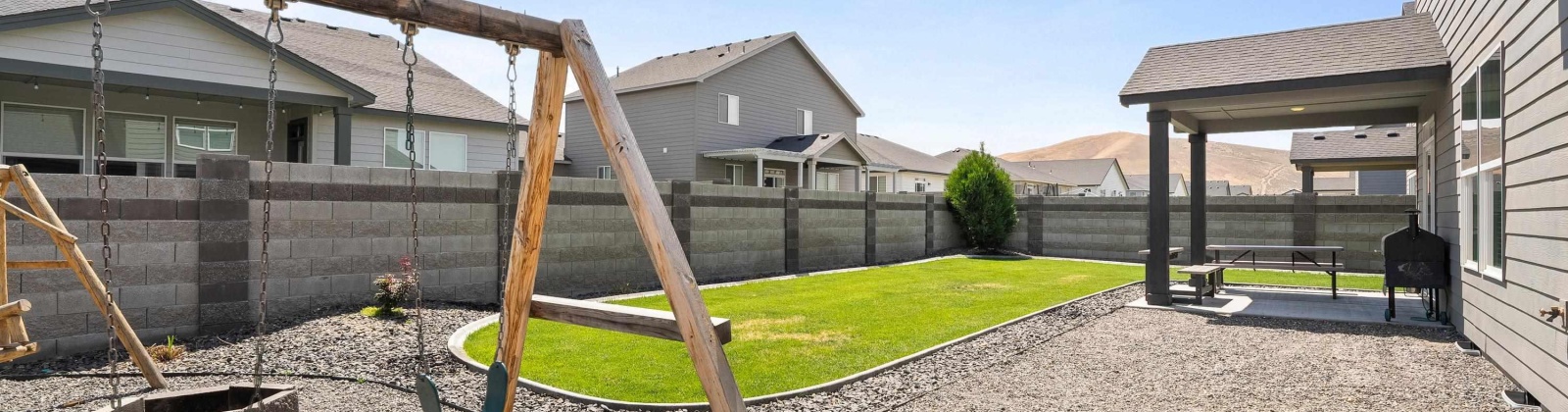 Cardinal Peak St, West Richland, Washington 99353, 4 Bedrooms Bedrooms, 0 ,3 BathroomsBathrooms,Houses,For Sale,Cardinal Peak St,0,287990