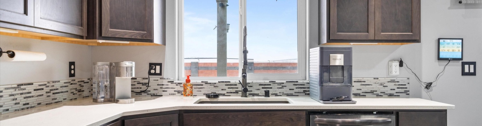 Juneberry Dr., West Richland, Washington 99353, 5 Bedrooms Bedrooms, 0 ,3 BathroomsBathrooms,Houses,For Sale,Juneberry Dr.,0,288000