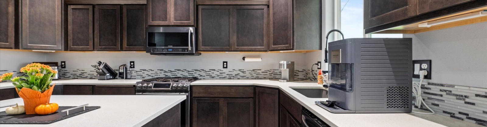 Juneberry Dr., West Richland, Washington 99353, 5 Bedrooms Bedrooms, 0 ,3 BathroomsBathrooms,Houses,For Sale,Juneberry Dr.,0,288000