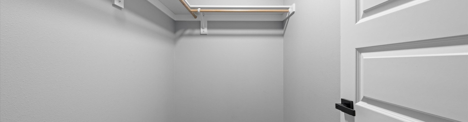 Juneberry Dr., West Richland, Washington 99353, 5 Bedrooms Bedrooms, 0 ,3 BathroomsBathrooms,Houses,For Sale,Juneberry Dr.,0,288000