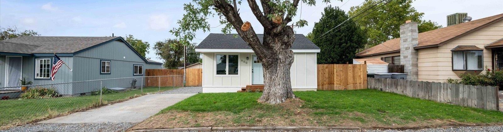 Adams St., Richland, Washington 99352, 2 Bedrooms Bedrooms, 0 ,1 BathroomBathrooms,Houses,For Sale,Adams St.,0,287993