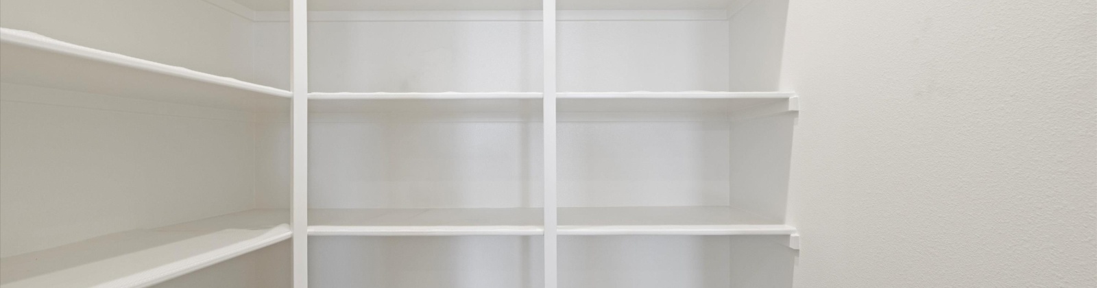 Alaska ST., Kennewick, Washington 99338, 4 Bedrooms Bedrooms, 0 ,3 BathroomsBathrooms,Houses,For Sale,Alaska ST.,0,288001