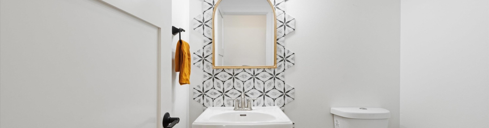 Alaska ST., Kennewick, Washington 99338, 4 Bedrooms Bedrooms, 0 ,3 BathroomsBathrooms,Houses,For Sale,Alaska ST.,0,288001