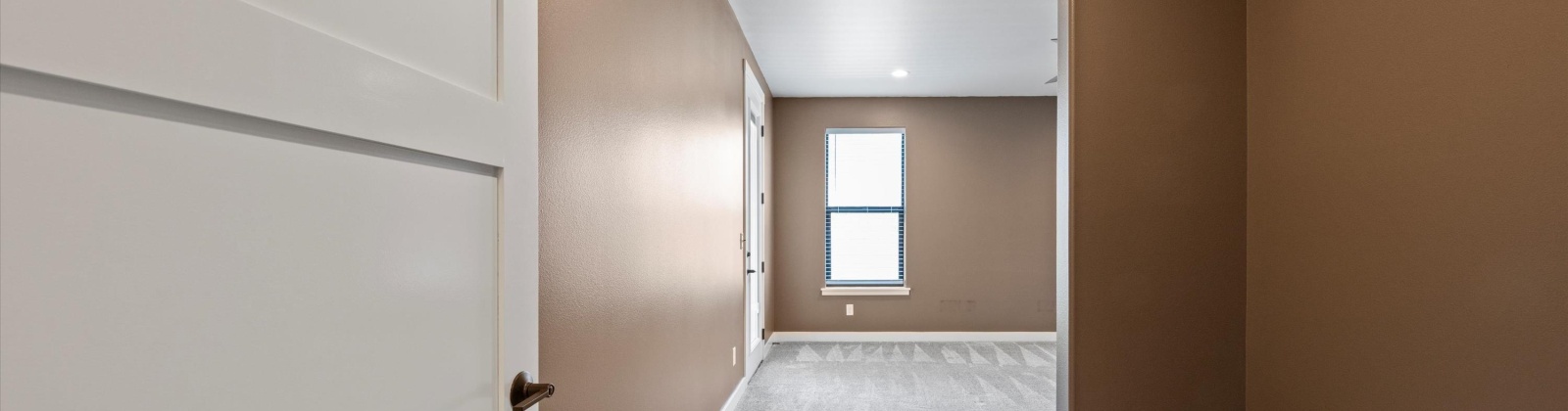 Alaska ST., Kennewick, Washington 99338, 4 Bedrooms Bedrooms, 0 ,3 BathroomsBathrooms,Houses,For Sale,Alaska ST.,0,288001