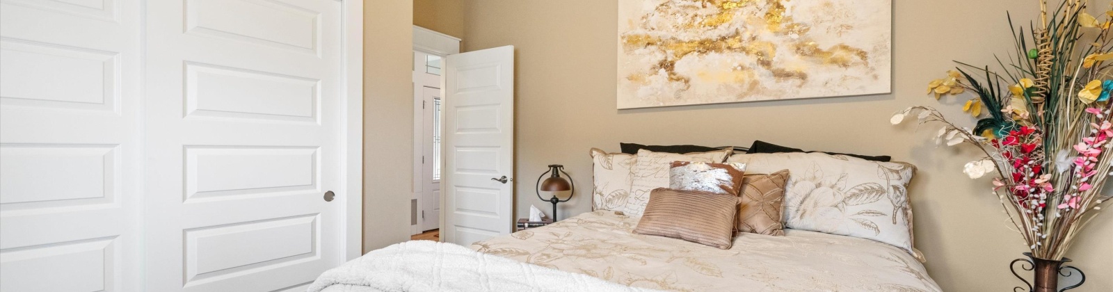 Kellogg St., Kennewick, Washington 99338, 5 Bedrooms Bedrooms, 0 ,3 BathroomsBathrooms,Houses,For Sale,Kellogg St.,0,288009