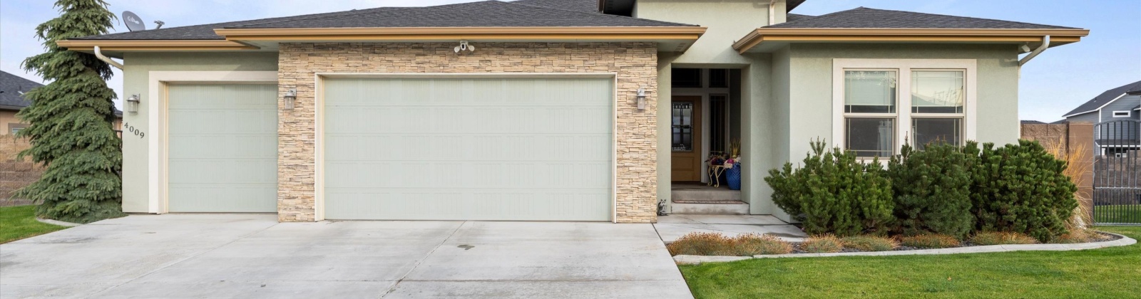 Kellogg St., Kennewick, Washington 99338, 5 Bedrooms Bedrooms, 0 ,3 BathroomsBathrooms,Houses,For Sale,Kellogg St.,0,288009