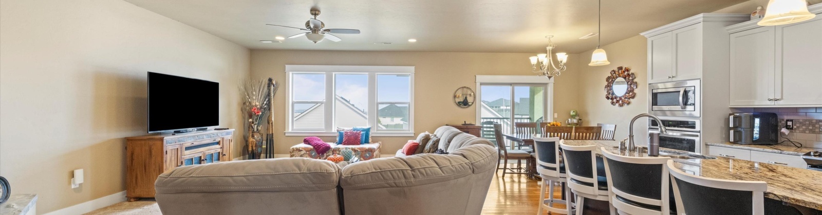 Kellogg St., Kennewick, Washington 99338, 5 Bedrooms Bedrooms, 0 ,3 BathroomsBathrooms,Houses,For Sale,Kellogg St.,0,288009