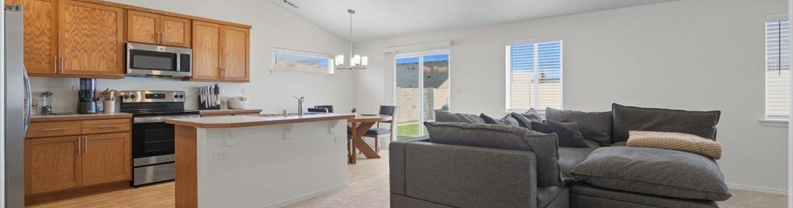 Bitters Lp, Grandview, Washington 98930-6115, 3 Bedrooms Bedrooms, 0 ,2 BathroomsBathrooms,Houses,For Sale,Bitters Lp,0,288011