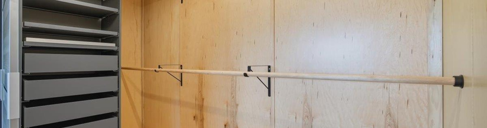 Snyder St, Richland, Washington 99354, 4 Bedrooms Bedrooms, 0 ,3 BathroomsBathrooms,Houses,For Sale,Snyder St,0,288020