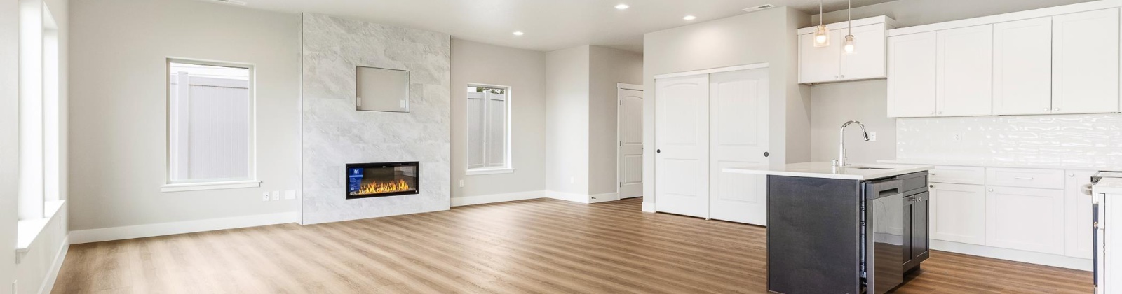 Grapevine Ct, West Richland, Washington 99353, 4 Bedrooms Bedrooms, 0 ,3 BathroomsBathrooms,Condos/townhomes,For Sale,Grapevine Ct,0,288042